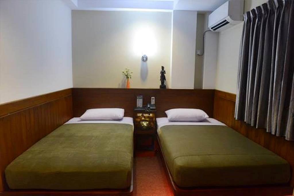 יאנגון Green Paradise Hotel חדר תמונה