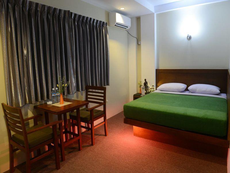 יאנגון Green Paradise Hotel מראה חיצוני תמונה