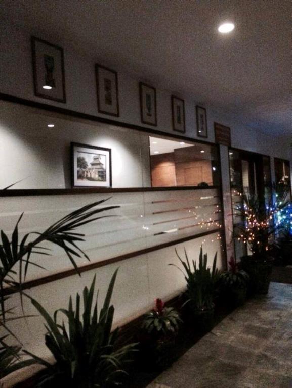יאנגון Green Paradise Hotel מראה חיצוני תמונה