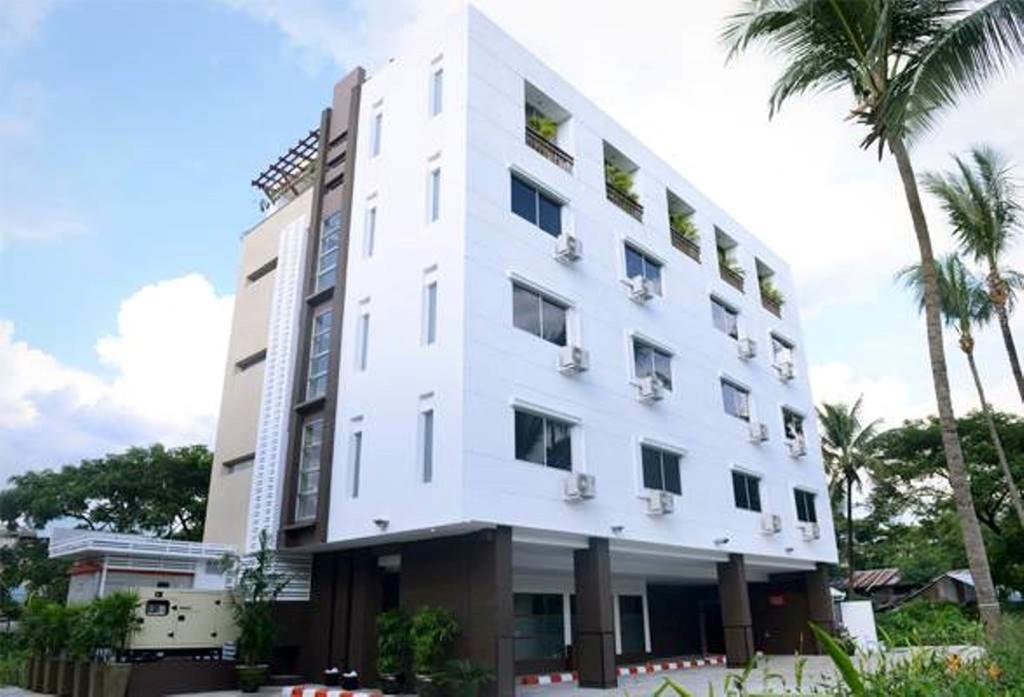 יאנגון Green Paradise Hotel מראה חיצוני תמונה