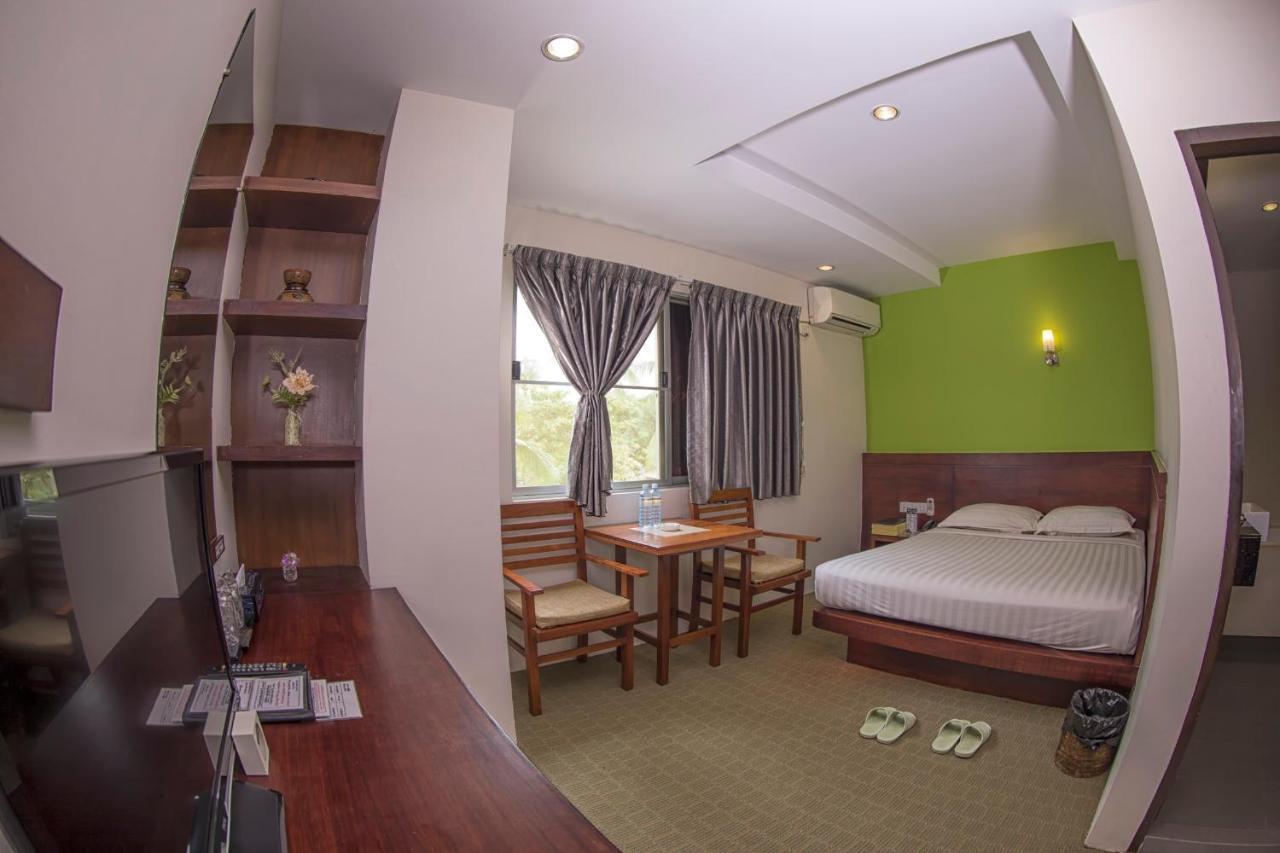 יאנגון Green Paradise Hotel מראה חיצוני תמונה